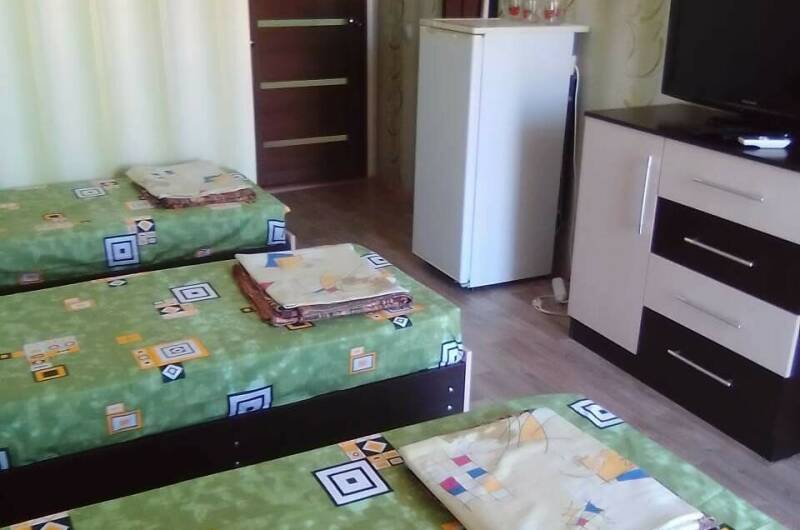 № 5 Четырехместный «Стандарт» с балконом (2 этаж)