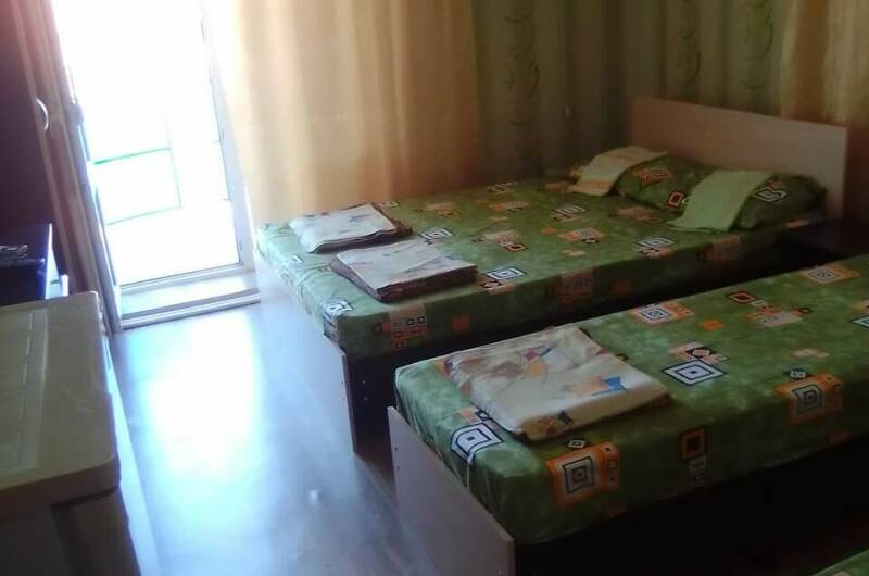 № 5 Четырехместный «Стандарт» с балконом (2 этаж)