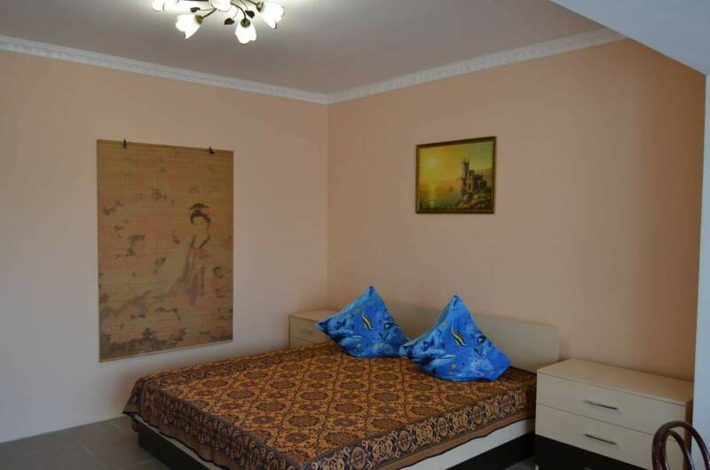 Средняя студия с кухней и кондиционером (1-й этаж)