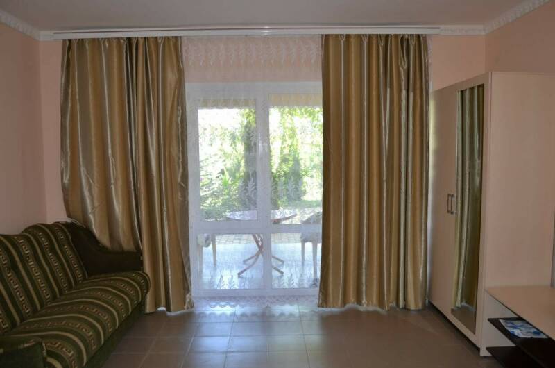 Студия с террасой и кондиционером (1-й этаж)