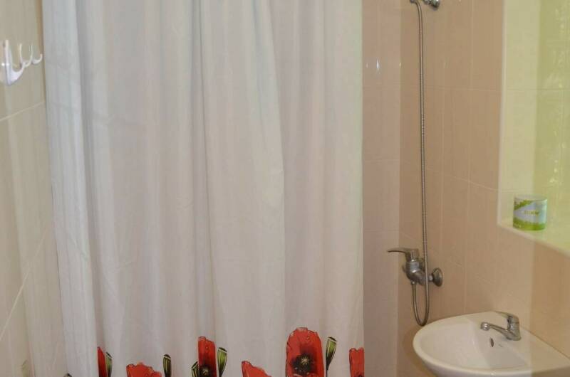 Студия с террасой и кондиционером (1-й этаж)