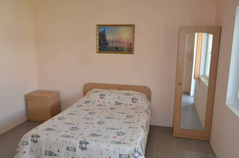 «Средняя галерея» с кондиционером (2-й этаж)