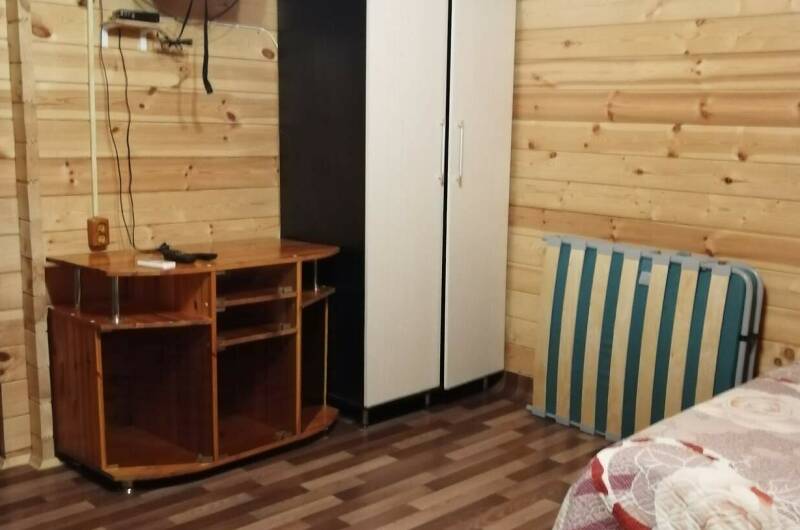 Пятиместный однокомнатный домик