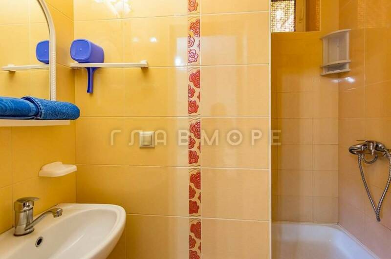 2х-3х местная комната большая