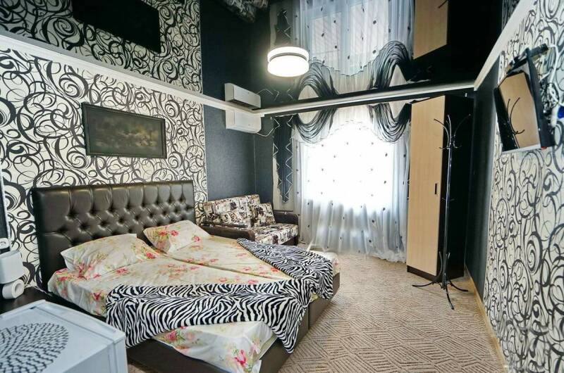 3-х местный «Люкс Черный»