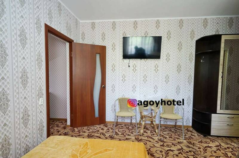 2-х комнатный номер на 2−4 человека