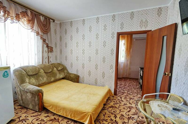 2-х комнатный номер на 2−4 человека