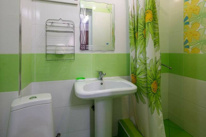 Трехместный улучшенный с балконом № 013