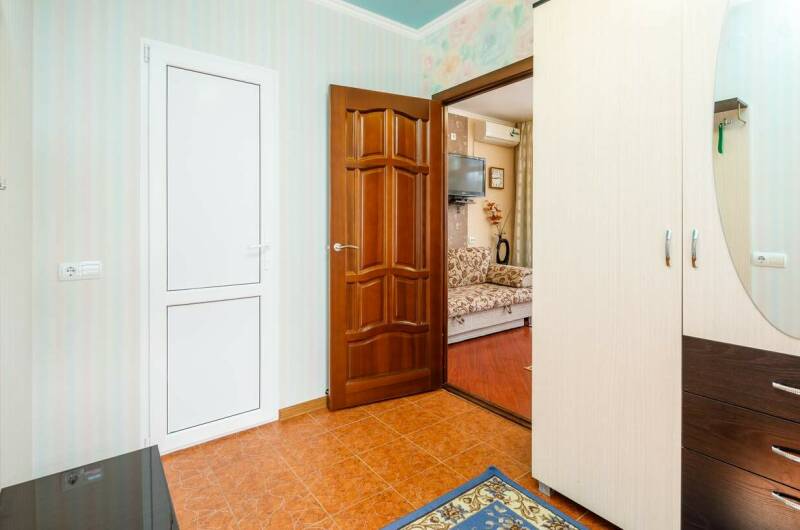 Улучшенный с большим балконом № 0 15