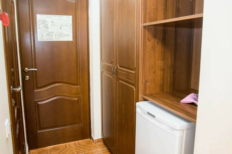 «Полулюкс» четырехместный