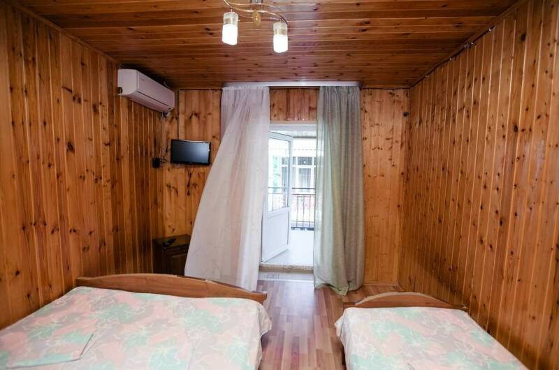 3-х местный номер с удобствами на этаже