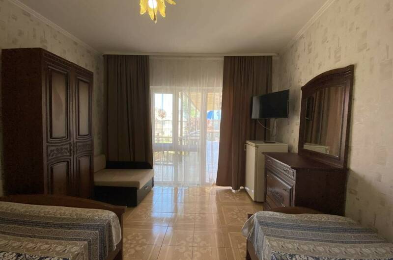 Четырёхместный номер с удобствами