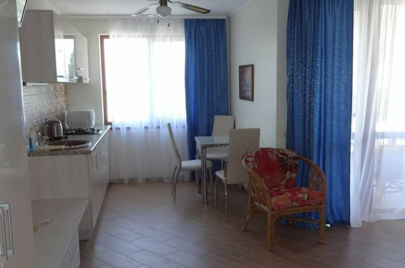 № 5 Трехместный «Люкс»