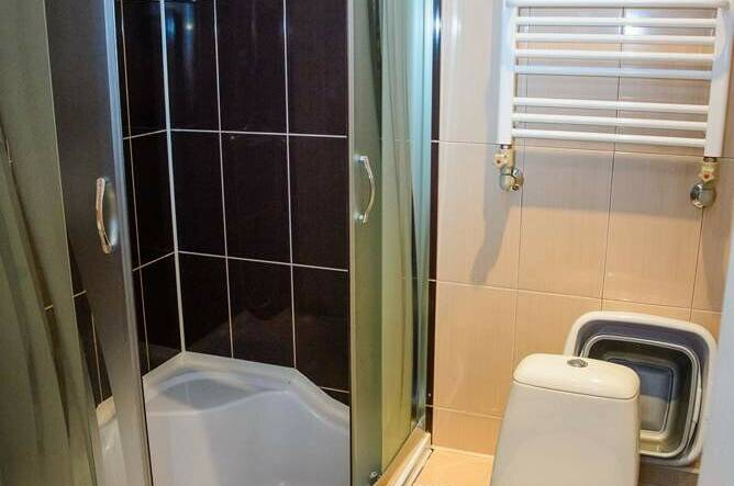 3−4-х местный номер «Люкс» № 8