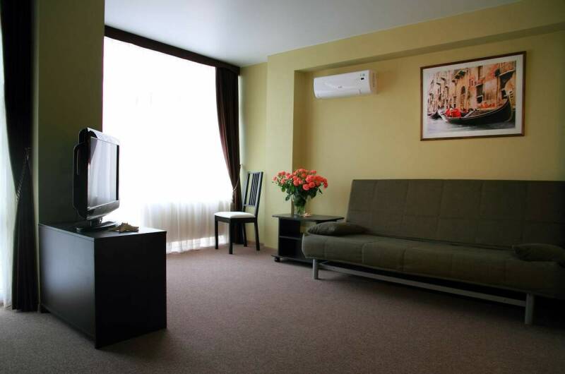 2-х комнатный «Люкс» с балконом и кухней