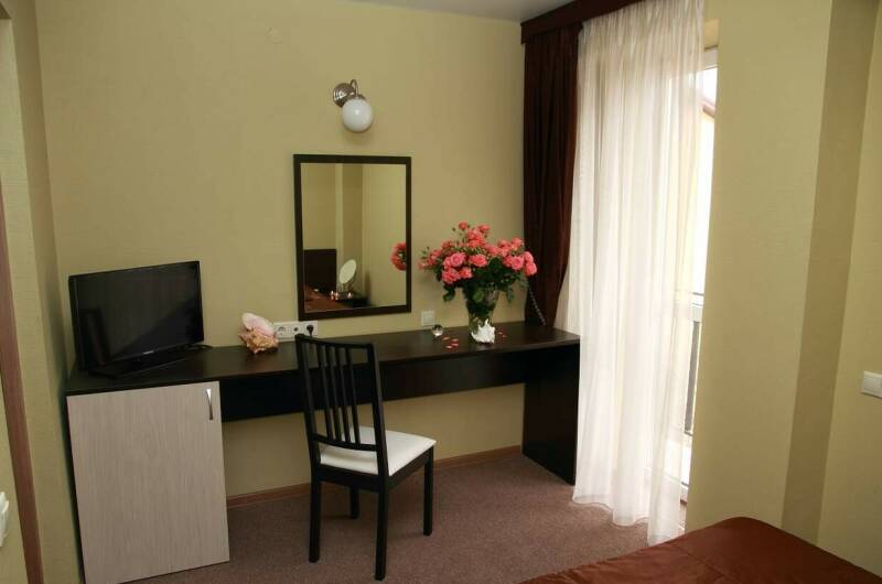 2-х комнатный «Люкс» с балконом и кухней