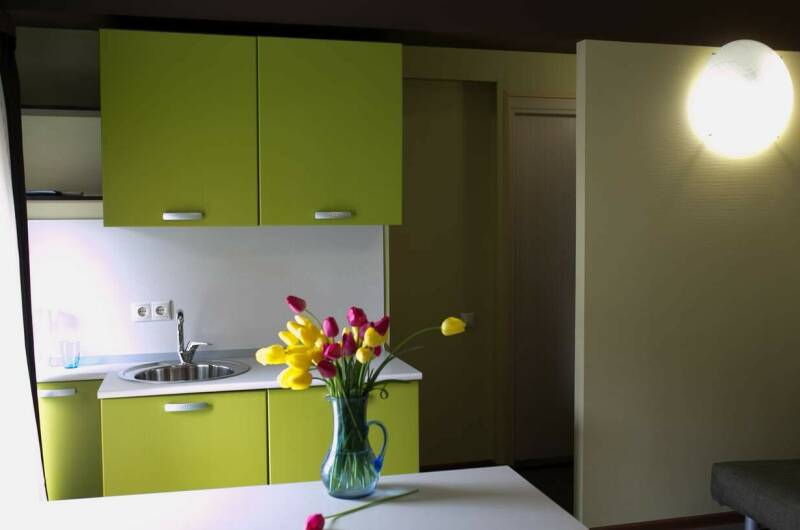 5-ти местный 2-х комнатный Номер с мини-кухней