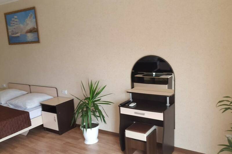 «Люкс» двухкомнатный с кухней 5−6 местный