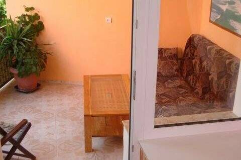 Люкс с кухней 4-х местный (1 этаж, Коттедж 1)