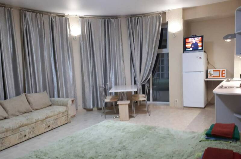 Люкс с кухней 4-х местный (1 этаж, Коттедж 1)