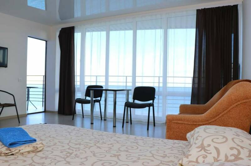 3-х местный «Стандарт» вид на море (4 этаж)