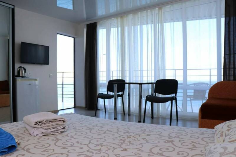 3-х местный «Стандарт» вид на море (4 этаж)