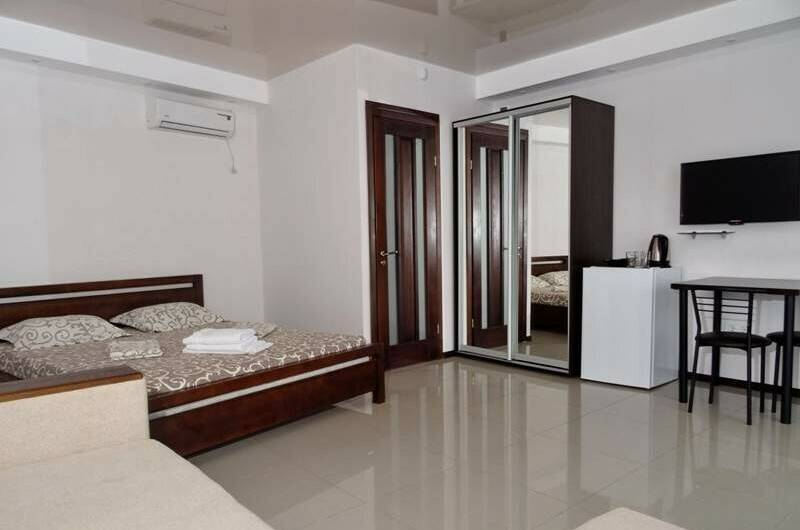 3-х мест улучш «Стандарт» вид на море 28−30 м. кв