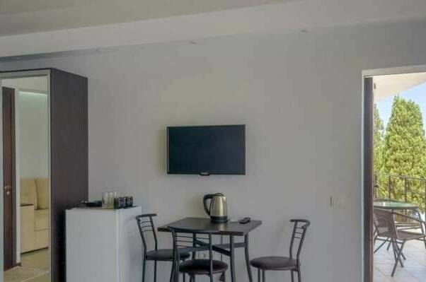 3-х мест улучш «Стандарт» вид на море 28−30 м. кв