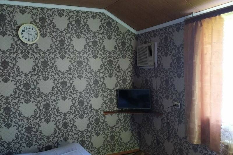 Трехместный номер с удобствами (второй этаж)