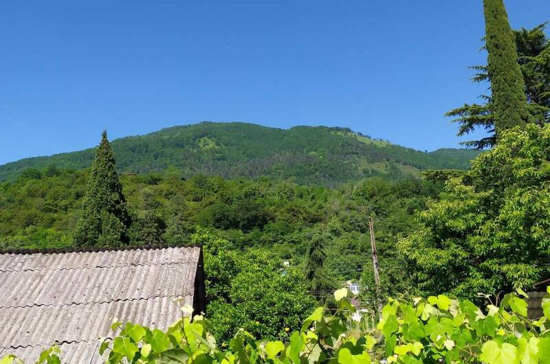 Трехместный номер с удобствами (второй этаж)