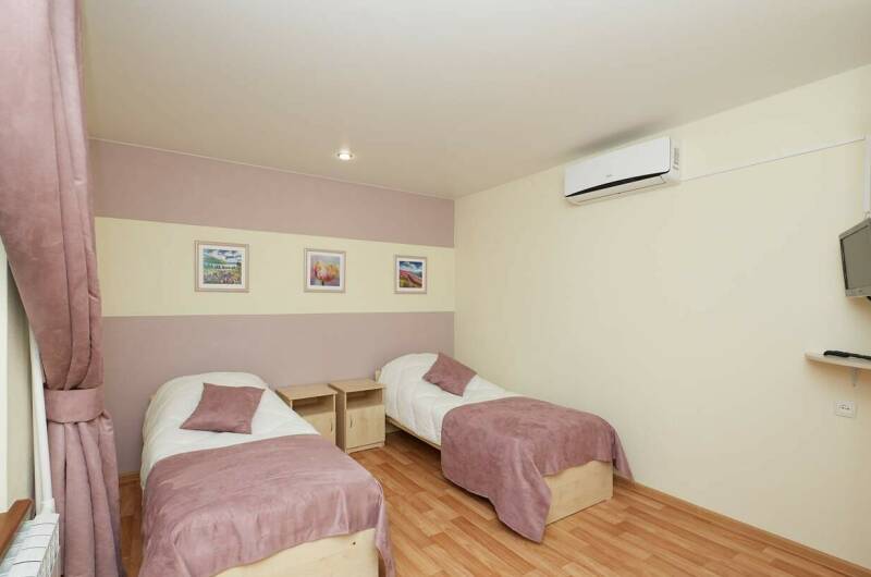 Двухместный номер без собственной ванной комнаты