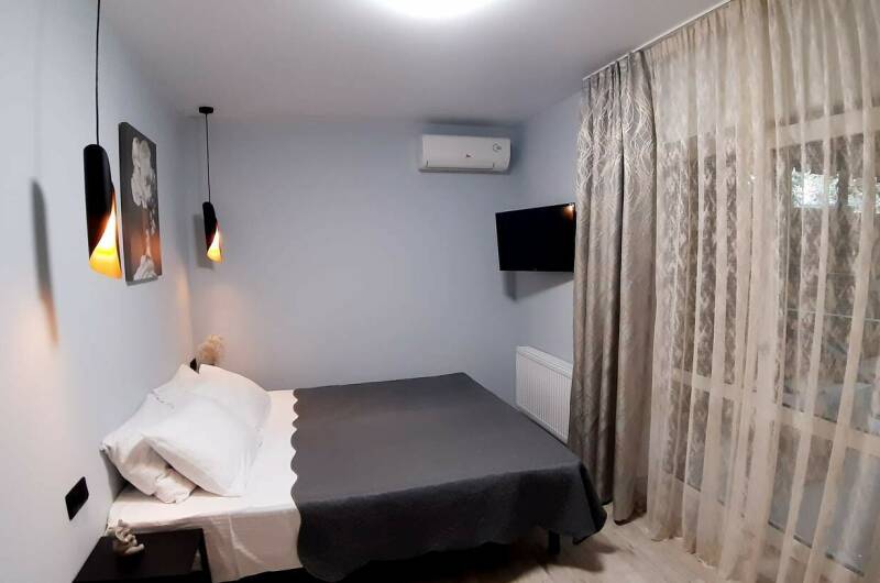 5-ти местный 2-х комнатный с беседкой (№ 1)