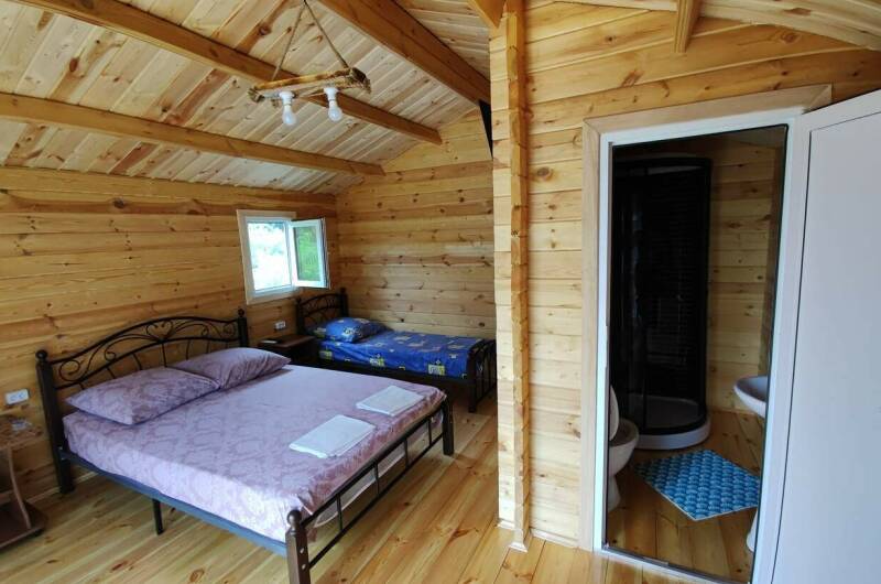 Отдельный деревянный домик на 3 чел + 1 доп. место