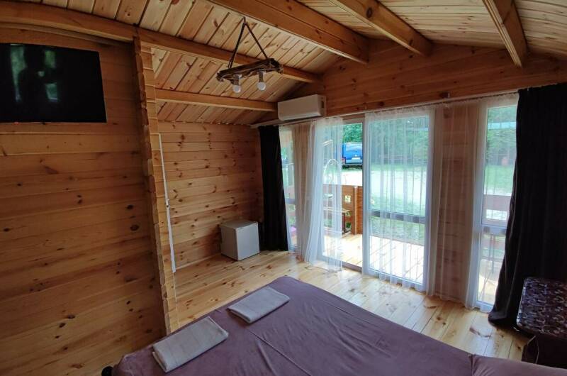 Отдельный деревянный домик на 3 чел + 1 доп. место