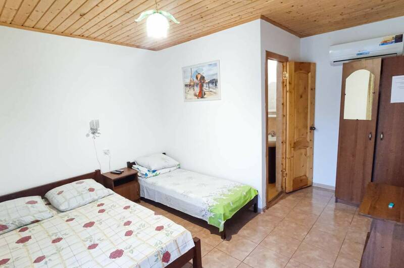 Номера с удобствами стандарт3-х местный