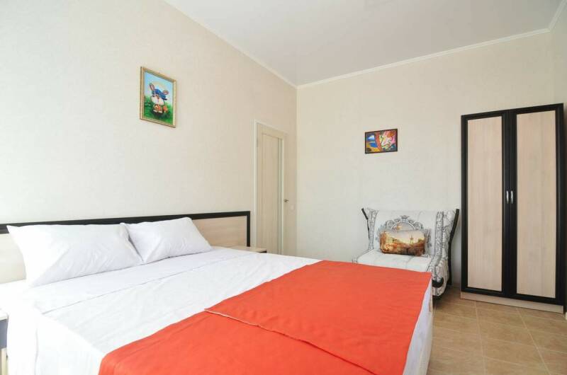 4-Х МЕСТНЫЙ НОМЕР С БАЛКОНОМ