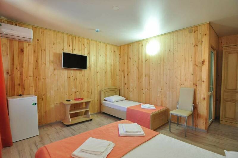 2-Х КОМНАТНЫЙ 4-Х МЕСТНЫЙ НОМЕР С БАЛКОНОМ