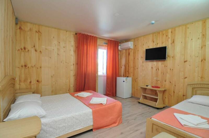 2-Х КОМНАТНЫЙ 4-Х МЕСТНЫЙ НОМЕР С БАЛКОНОМ