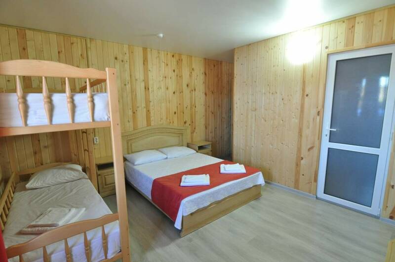 2-Х КОМНАТНЫЙ 4-Х МЕСТНЫЙ НОМЕР БЕЗ БАЛКОНА