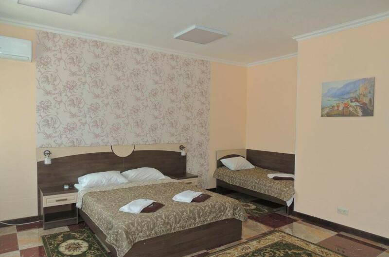 2-х местный «Полулюкс» с 2 доп. местами