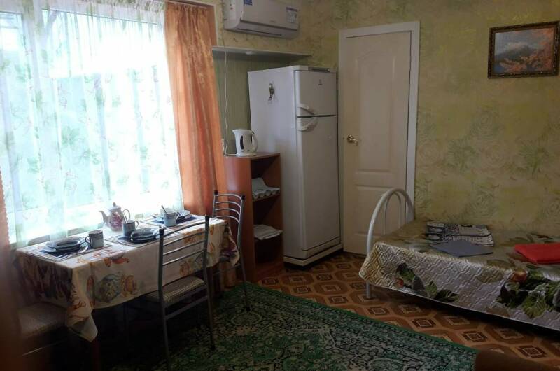 Трехместный номер с удобствами «Нижняя гостевая»