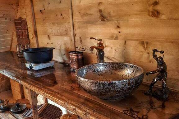 Люкс двухуровневый 3- х комнатный «Викинги»