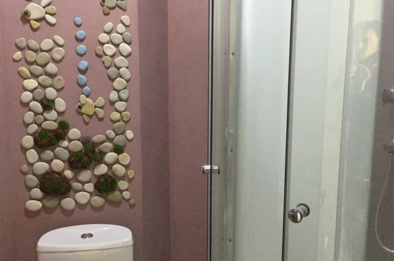 Трехместный номер с видом на горы