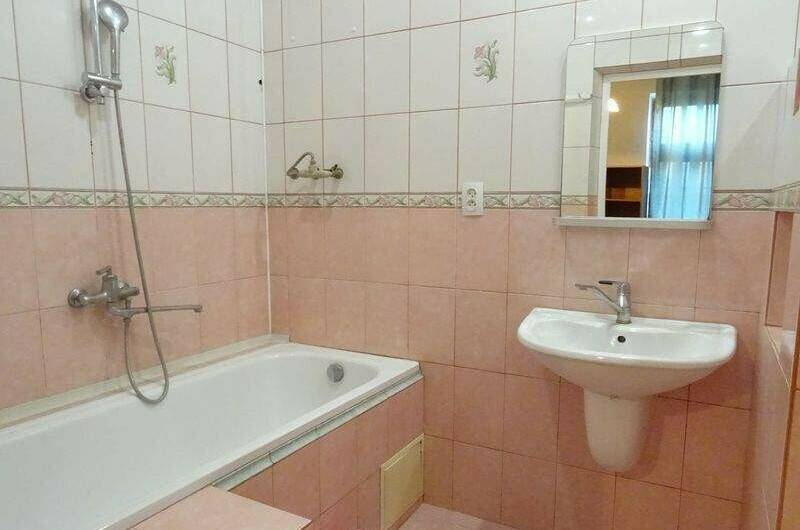 Двухкомнатный трёхместный