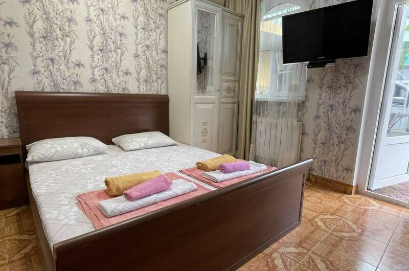 Студия с кухней