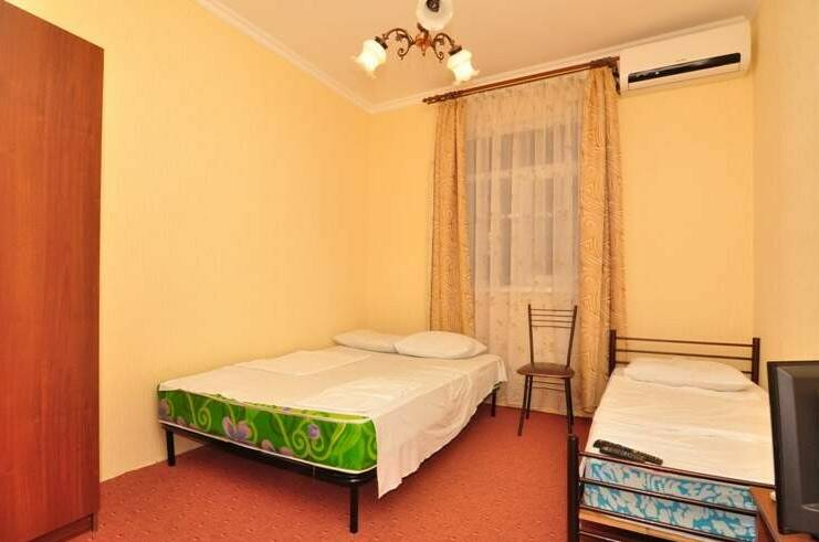 3-х местный номер «Стандарт» с удобствами