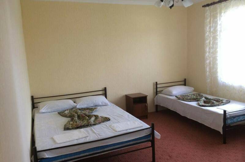 3-х местный номер «Стандарт» с удобствами