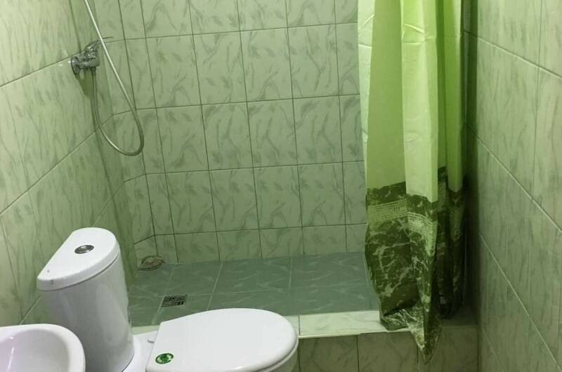 Номера 4-х местные с удобствами