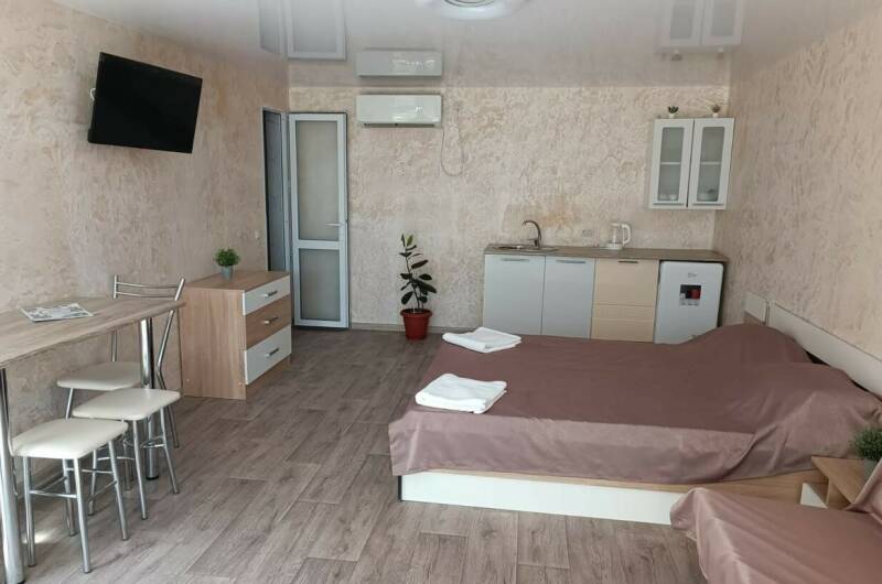 8 бежевый, карта мира