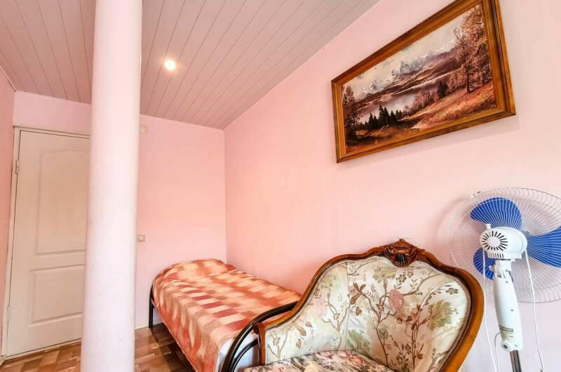 Трехместная комната № 2